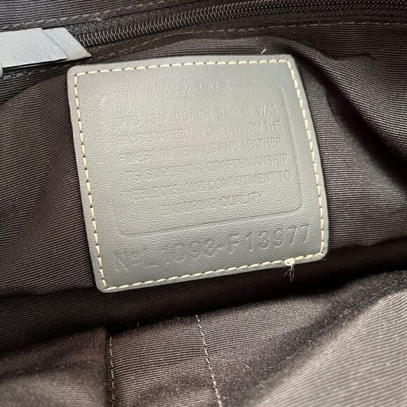 Coach Signature Hampton Monogram Gray Leather Bag - Picture 3 of 7